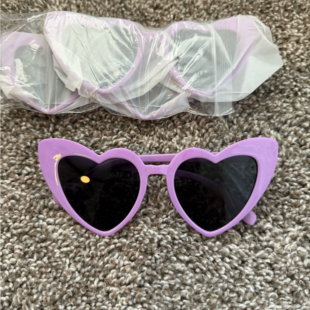 Set of 3 Purple Heart-Shaped Sunglasses